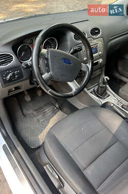 Универсал Ford Focus 2010 в 