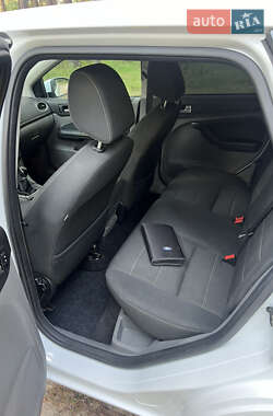 Универсал Ford Focus 2010 в 