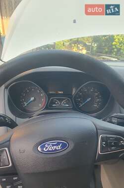Седан Ford Focus 2018 в 