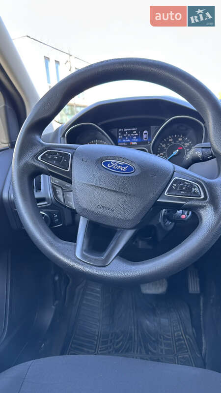 Хэтчбек Ford Focus 2015 в Хмельницком фото 15 Хэтчбек Ford Focus 2015 в Хмельницком