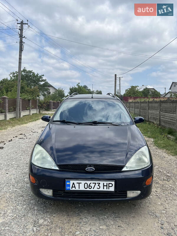 Ford Focus 2000