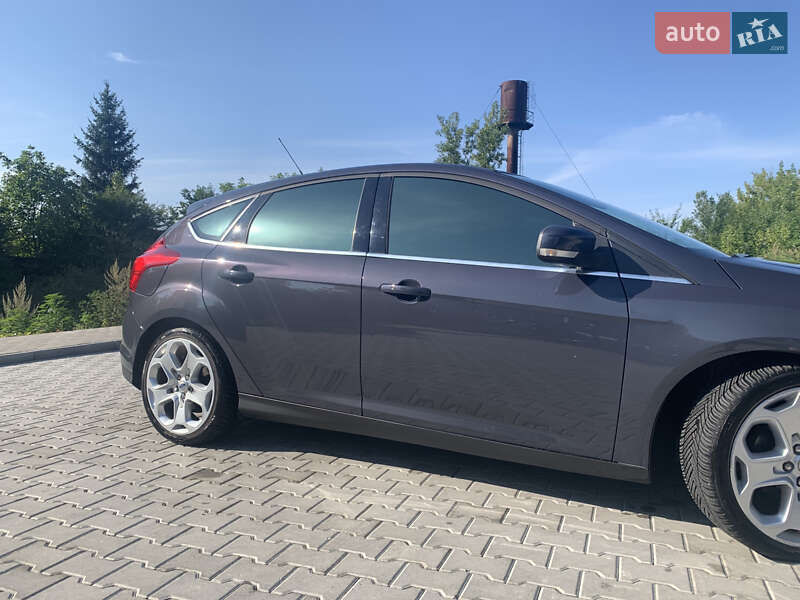 Хэтчбек Ford Focus 2013 в Стрые