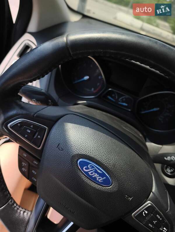 Хэтчбек Ford Focus 2015 в Белогородке