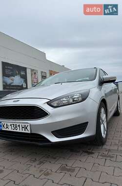 Седан Ford Focus 2015 в 