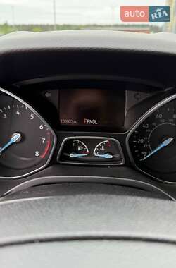 Седан Ford Focus 2015 в 