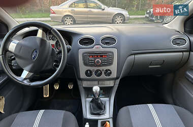 Универсал Ford Focus 2010 в 