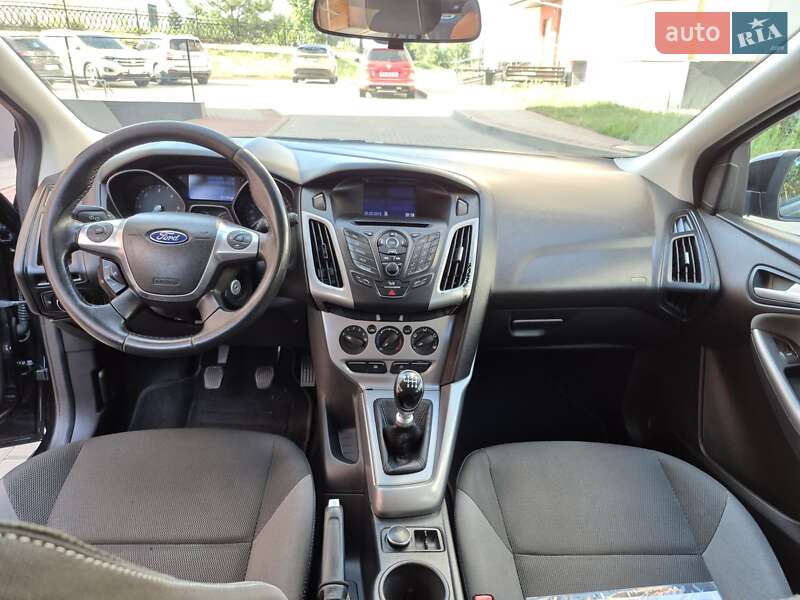 Универсал Ford Focus 2013 в Вараше