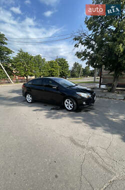 Седан Ford Focus 2012 в 