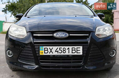 Седан Ford Focus 2011 в 