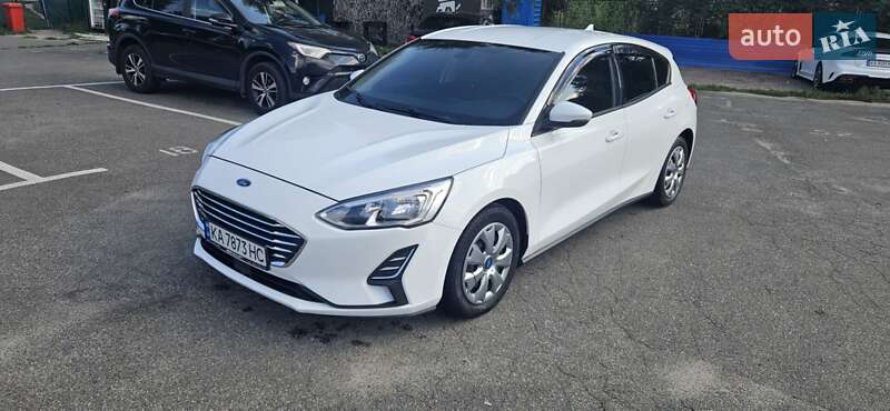Хэтчбек Ford Focus 2019 в Софиевской Борщаговке