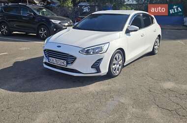 Хэтчбек Ford Focus 2019 в 