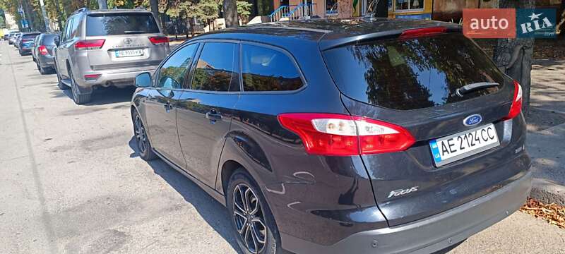 Универсал Ford Focus 2012 в Кривом Роге фото 10 Универсал Ford Focus 2012 в Кривом Роге