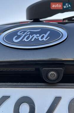 Хэтчбек Ford Focus 2018 в 