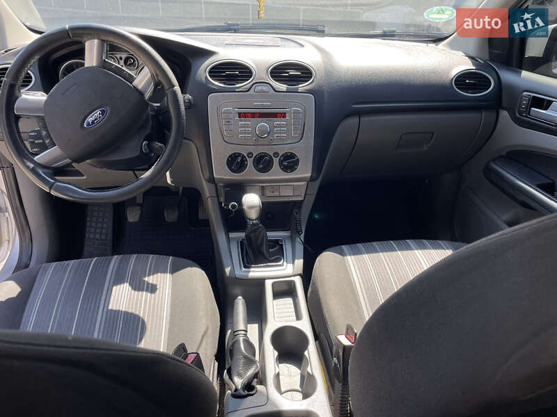 Универсал Ford Focus 2007 в Первомайске