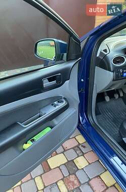 Универсал Ford Focus 2010 в 