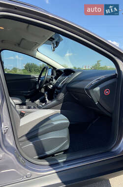 Универсал Ford Focus 2013 в 
