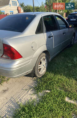 Седан Ford Focus 2000 в 