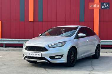 Седан Ford Focus 2016 в 