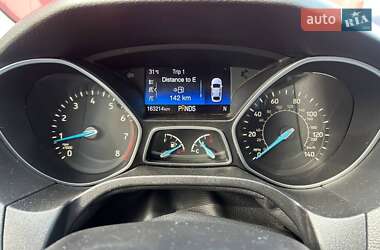 Седан Ford Focus 2016 в 