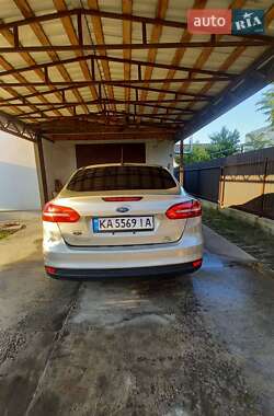 Седан Ford Focus 2017 в 