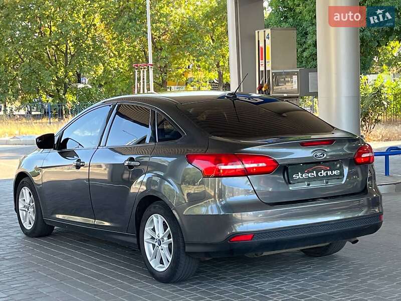 Седан Ford Focus 2016 в Николаеве