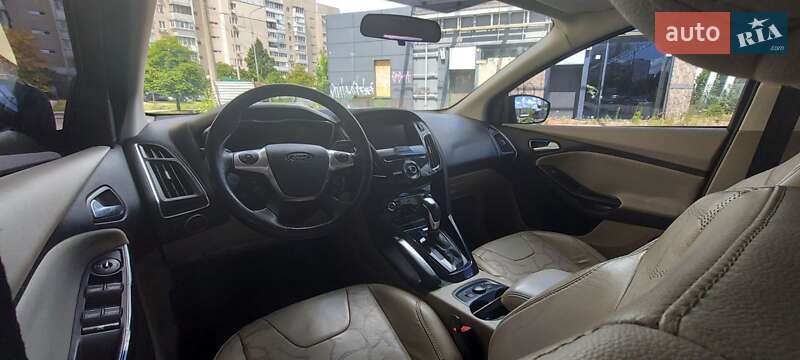 Хэтчбек Ford Focus 2013 в Киеве