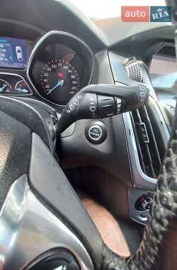 Универсал Ford Focus 2013 в 