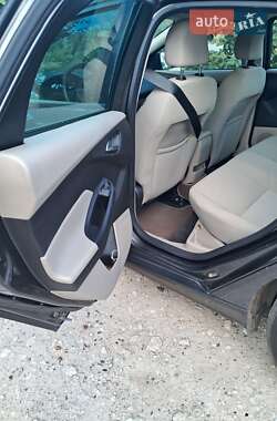 Седан Ford Focus 2015 в 
