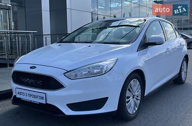 Хэтчбек Ford Focus 2017 в 