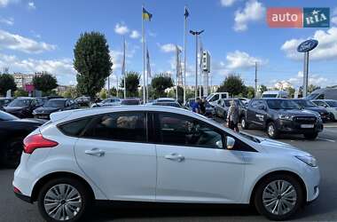 Хэтчбек Ford Focus 2017 в 