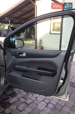 Универсал Ford Focus 2009 в 
