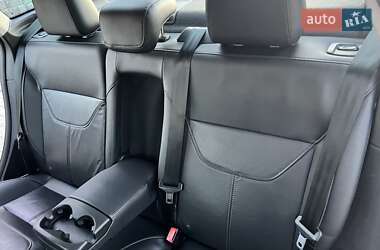 Седан Ford Focus 2015 в 