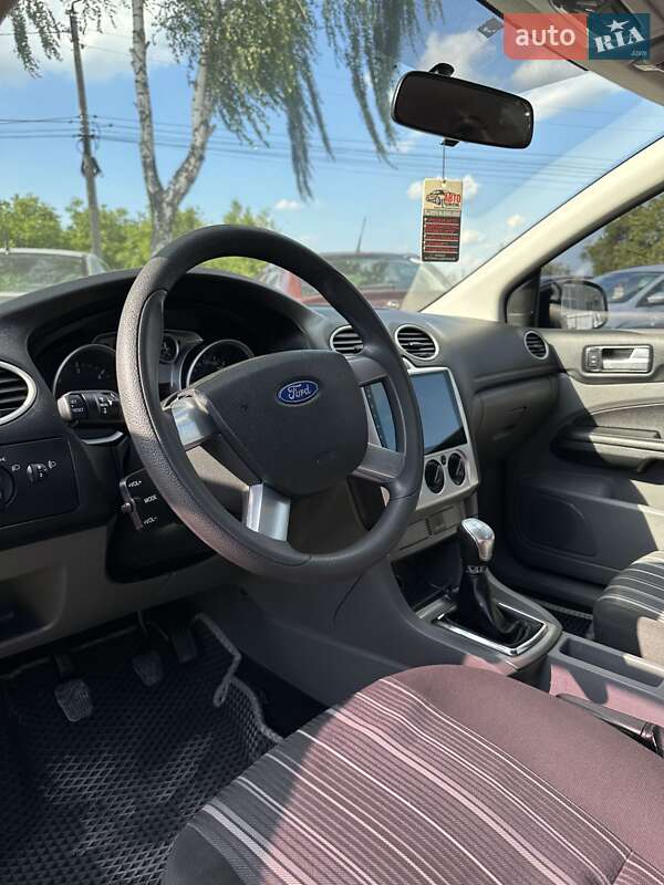 Хэтчбек Ford Focus 2008 в Смеле