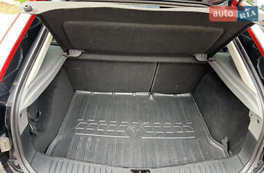 Хэтчбек Ford Focus 2009 в 