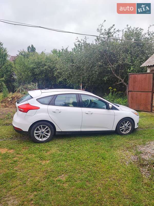 Хэтчбек Ford Focus 2015 в Василькове