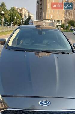 Седан Ford Focus 2016 в 