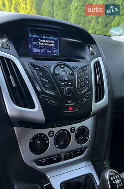 Универсал Ford Focus 2012 в 