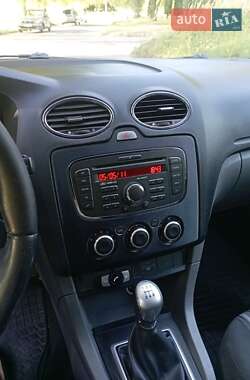 Универсал Ford Focus 2010 в 
