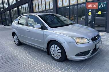 Хэтчбек Ford Focus 2006 в 