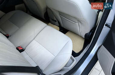 Хэтчбек Ford Focus 2015 в 