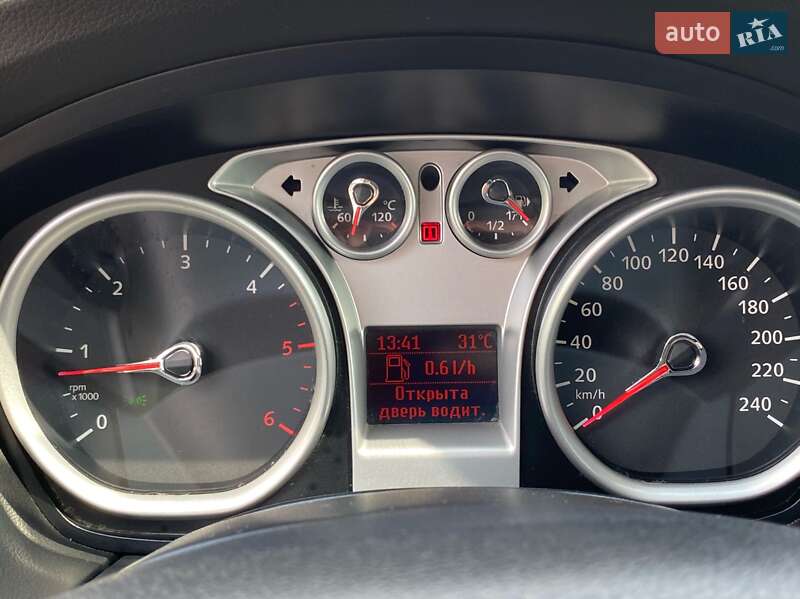 Хэтчбек Ford Focus 2010 в Тернополе
