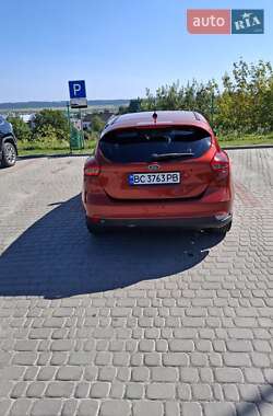 Хэтчбек Ford Focus 2018 в 