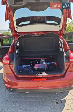 Хэтчбек Ford Focus 2018 в 