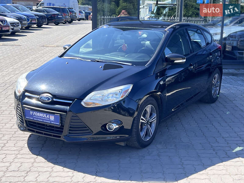 Хэтчбек Ford Focus 2014 в Нововолынске