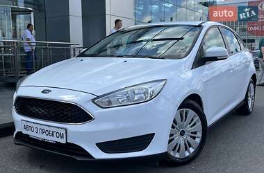 Хэтчбек Ford Focus 2017 в Киеве