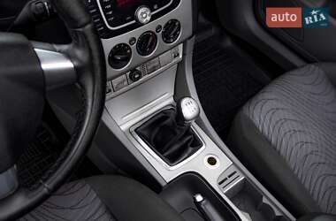 Кабриолет Ford Focus 2008 в 