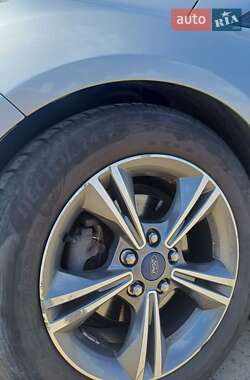 Хэтчбек Ford Focus 2015 в 