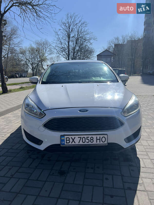 Хэтчбек Ford Focus 2015 в Хмельницком