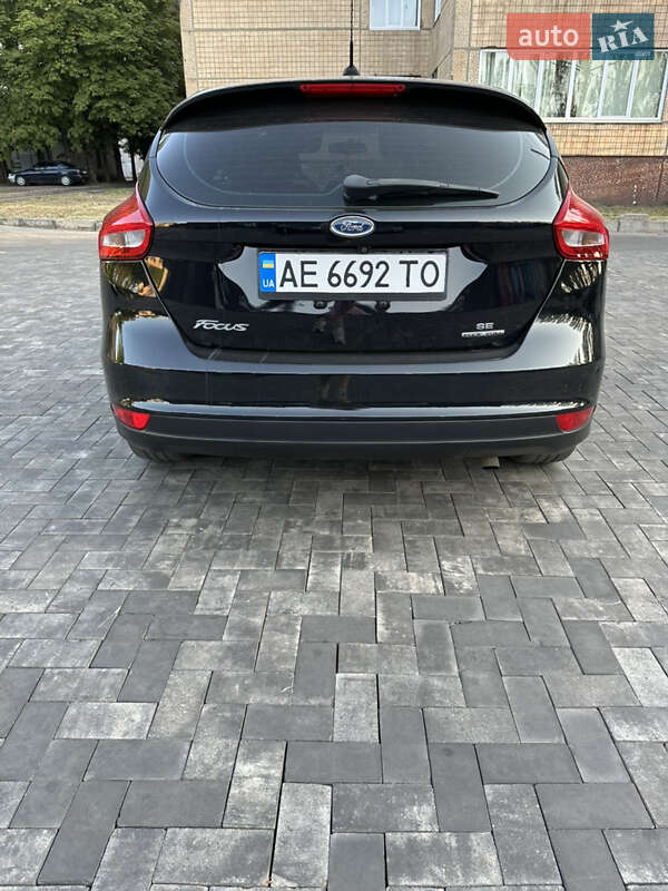 Хэтчбек Ford Focus 2015 в Кривом Роге