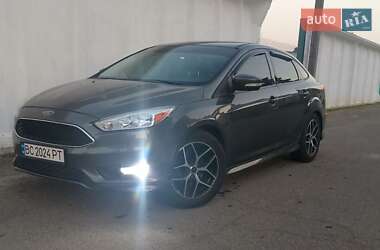 Седан Ford Focus 2015 в 